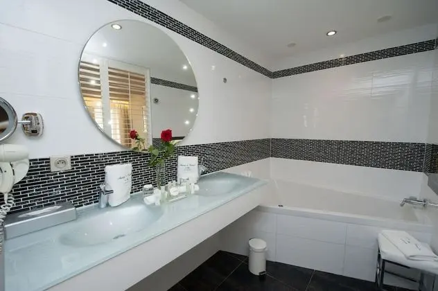 Süit, Bahçe Manzaralı