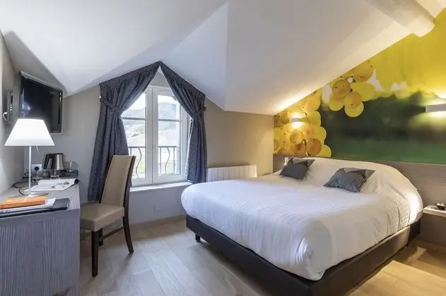 Comfort Tek Büyük Yataklı Oda