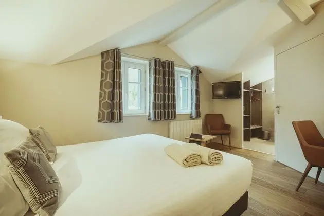 Deluxe Tek Büyük Yataklı Oda, Küvet