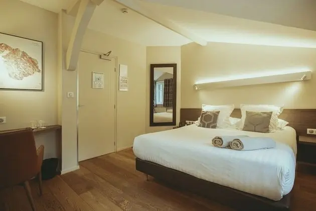 Deluxe Tek Büyük Yataklı Oda, Küvet