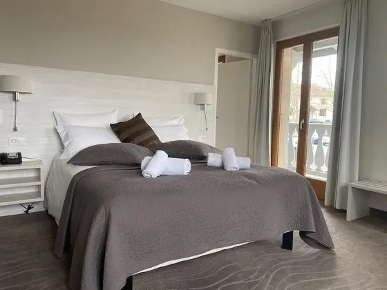 Comfort Tek Büyük Yataklı Oda