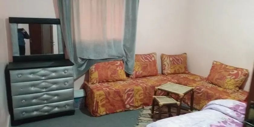 Family Tek Büyük Yataklı Oda