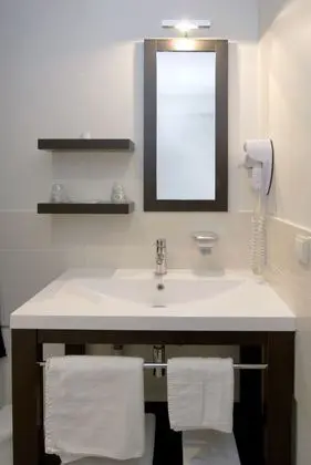Standard Oda, 2 Tek Kişilik Yatak, Küvet