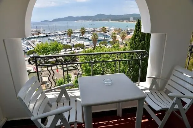 Classic Tek Büyük Yataklı Oda, Balkon, Deniz Manzaralı