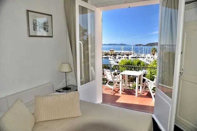 Classic Tek Büyük Yataklı Oda, Balkon, Deniz Manzaralı