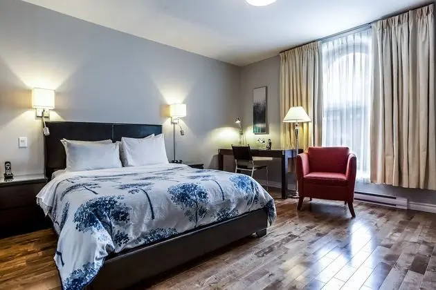 Oda, 1 Büyük (Queen) Boy Yatak