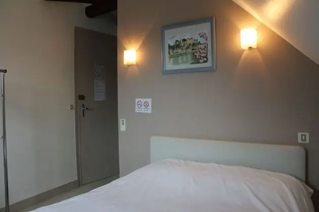 Tek Büyük Yataklı Oda, Ortak Banyo