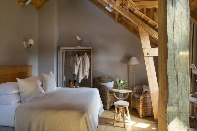 Tek Büyük veya İki Ayrı Yataklı Oda (Charme)