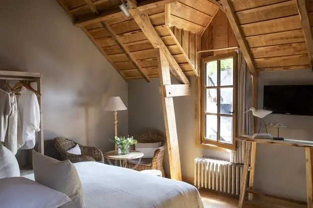 Tek Büyük veya İki Ayrı Yataklı Oda (Charme)