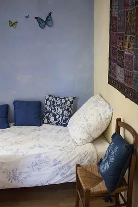 Üç Kişilik Oda (Bueges)