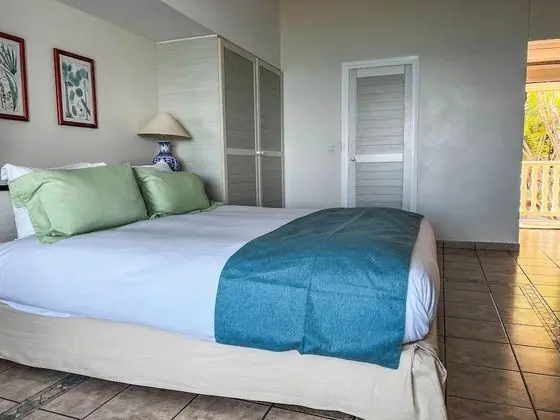 Comfort Tek Büyük Yataklı Oda, Balkon, Okyanus Manzaralı
