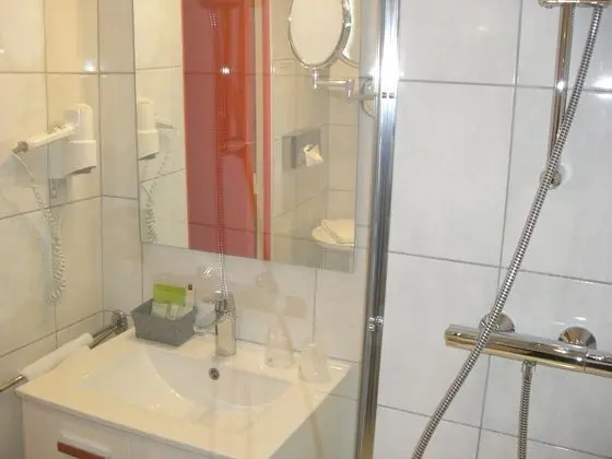 Chambre Confort Double 1 ou 2 personnes