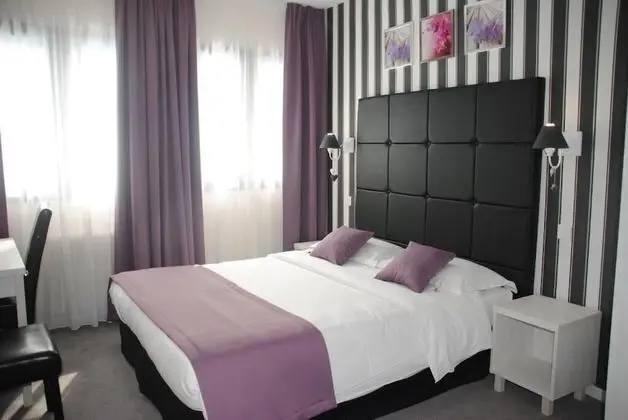 Superior Tek Büyük Yataklı Oda