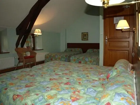 Superior Üç Kişilik Oda, 3 Tek Kişilik Yatak