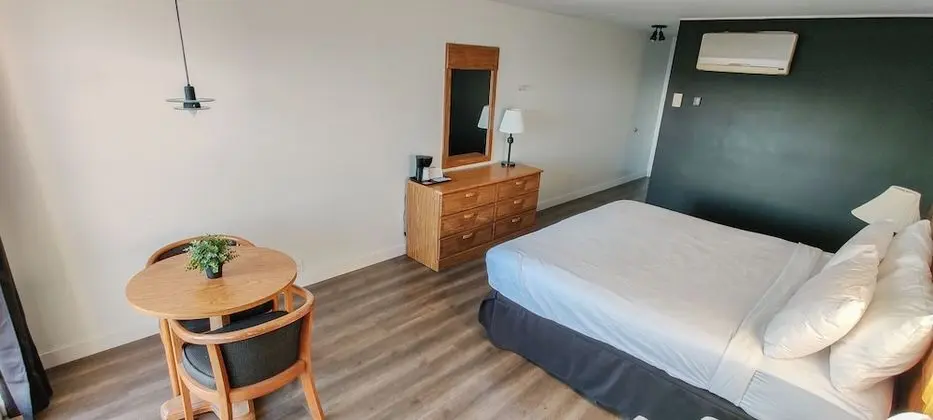 Superior Tek Büyük Yataklı Oda, 1 En Büyük (King) Boy Yatak, Balkon, Nehir Manzaralı
