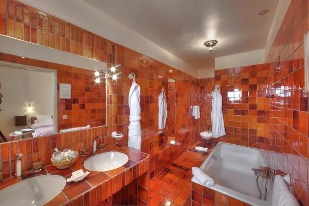 Comfort Tek Büyük Yataklı Oda