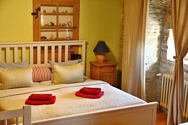 Superior Üç Kişilik Oda, Birden Çok Yatak, Bahçe Manzaralı