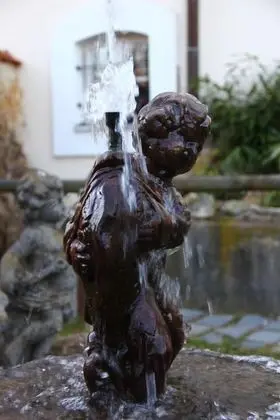 Superior Üç Kişilik Oda, Birden Çok Yatak, Bahçe Manzaralı