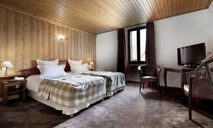 Standard Tek Büyük Yataklı Oda