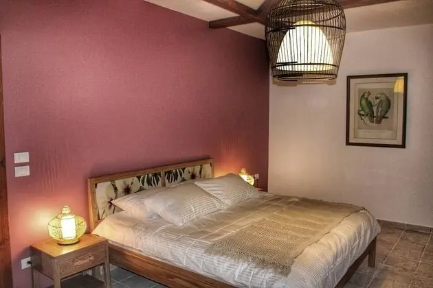 Comfort Tek Büyük veya İki Ayrı Yataklı Oda, Havuz Manzaralı
