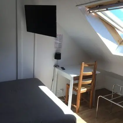 Classic Tek Büyük Yataklı Oda