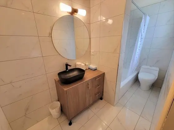 Oda, 2 Büyük (Queen) Boy Yatak, Sigara İçilmez, Özel Banyo