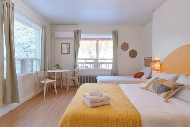 Family Room, Shared Bathroom 201