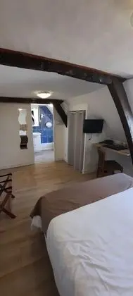 Basic Tek Büyük Yataklı Oda