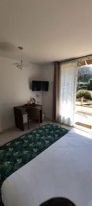 Basic Tek Büyük Yataklı Oda