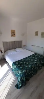 Basic Tek Büyük Yataklı Oda