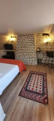 Basic Tek Büyük Yataklı Oda