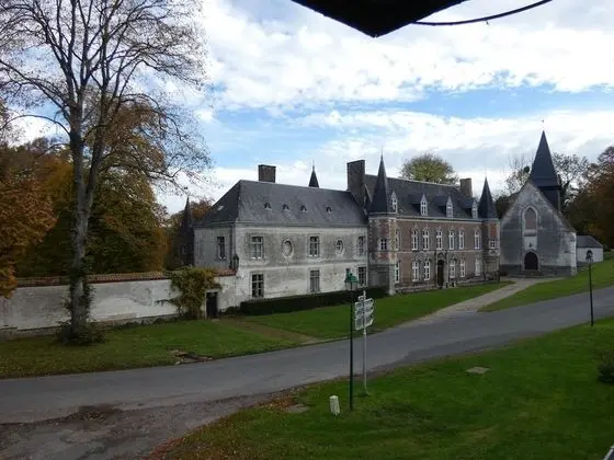 Basic Tek Büyük Yataklı Oda