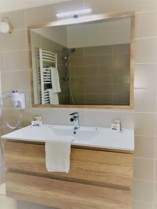 Superior Üç Kişilik Oda, Özel Banyo