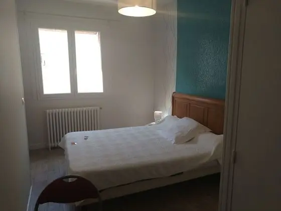Üç Kişilik Oda