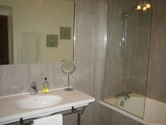 Tek Büyük Yataklı Oda, Üzüm Asması Manzaralı