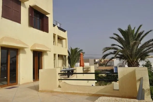 Deluxe Tek Büyük Yataklı Oda, Sigara İçilmez, Havuz Manzaralı