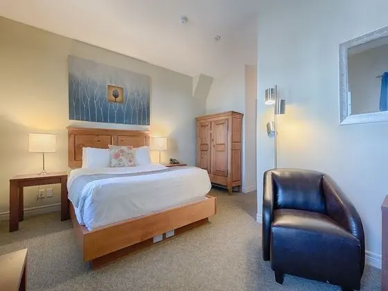 Classic Oda, 1 Büyük (Queen) Boy Yatak