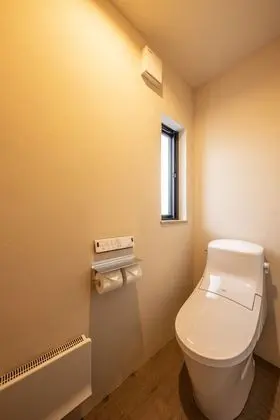 İki Ayrı Yataklı Oda, Sigara İçilmez