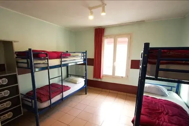 Dört Kişilik Oda, Özel Banyo