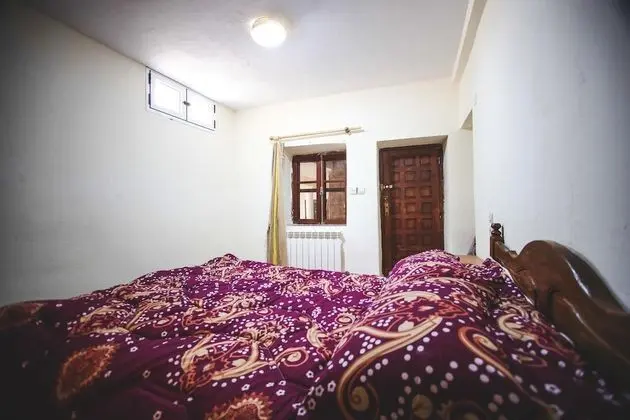 Basic Tek Büyük Yataklı Oda