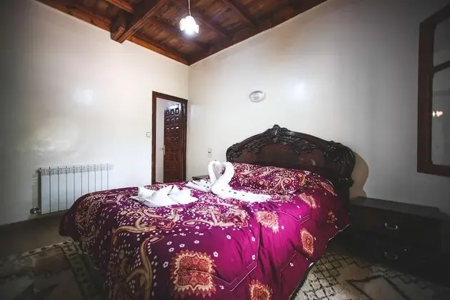Basic Tek Büyük Yataklı Oda