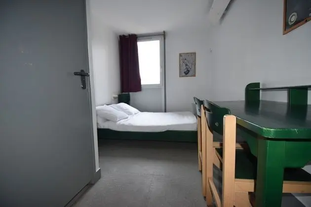 Tek Kişilik Oda (with Shower)