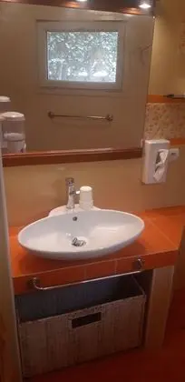 Standard Büyük Yataklı Tek Kişilik Oda