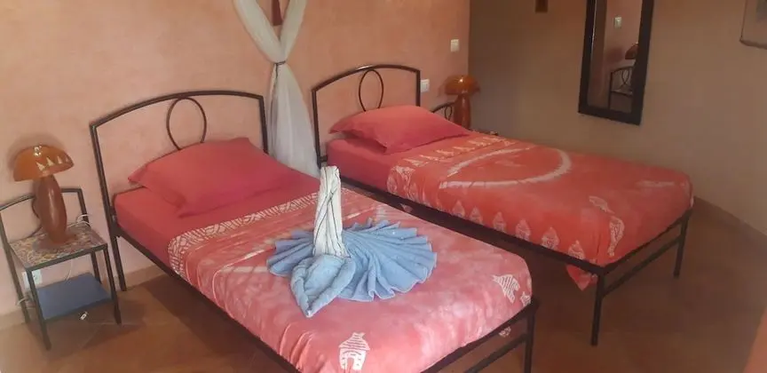 Standard Tek Büyük Yataklı Oda