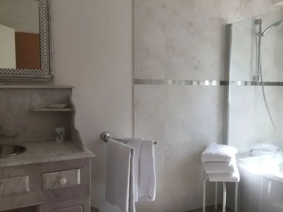Tek Büyük Yataklı Oda, 1 En Büyük (King) Boy Yatak
