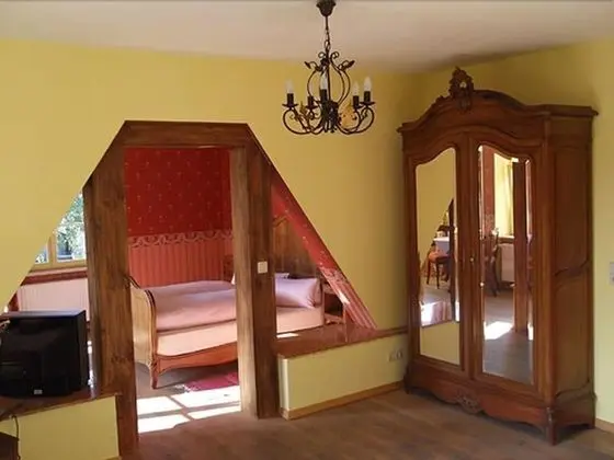 Standard Tek Büyük Yataklı Oda