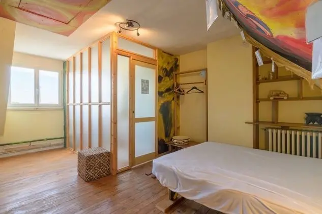 Tek Büyük veya İki Ayrı Yataklı Oda