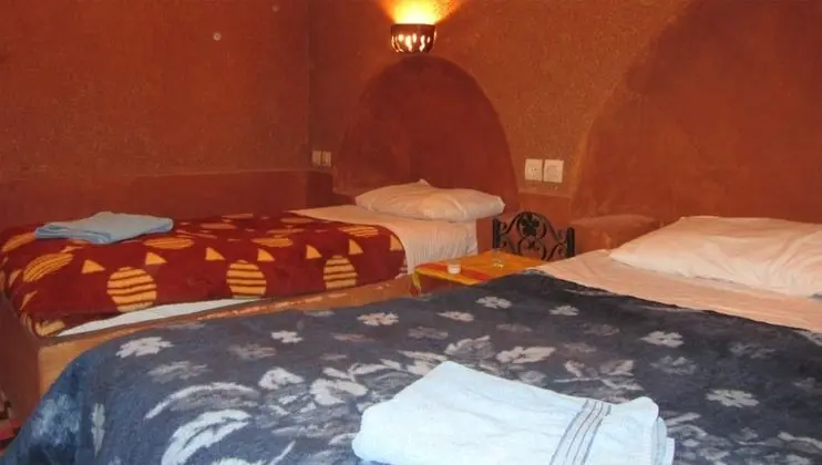 Üç Kişilik Oda