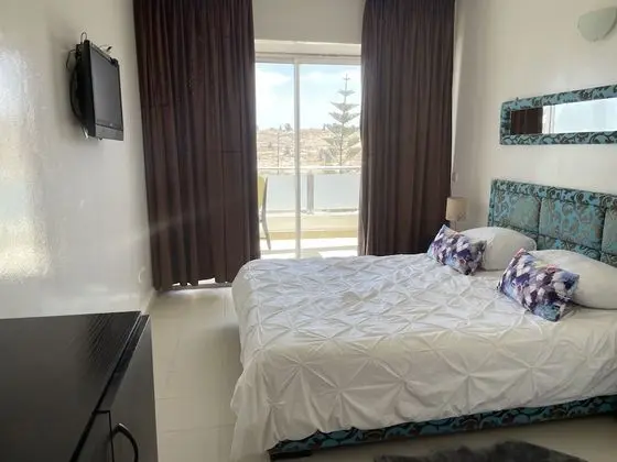 Tek Büyük Yataklı Oda, Teras, Şehir Manzaralı