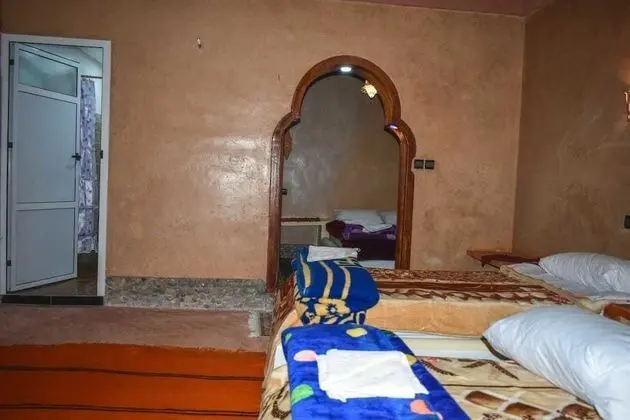 Üç Kişilik Oda, Dağ Manzaralı